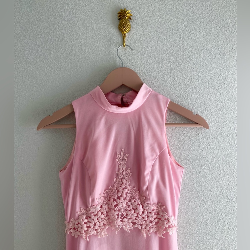 Vintage pink dress with appliqué - Picture 4 of 4